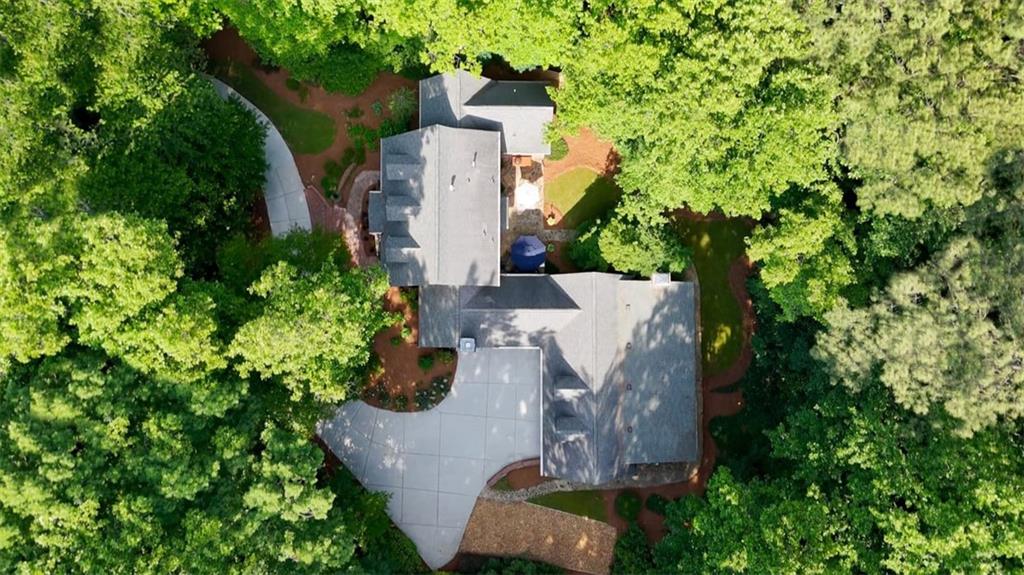 682 Austin Drive SE