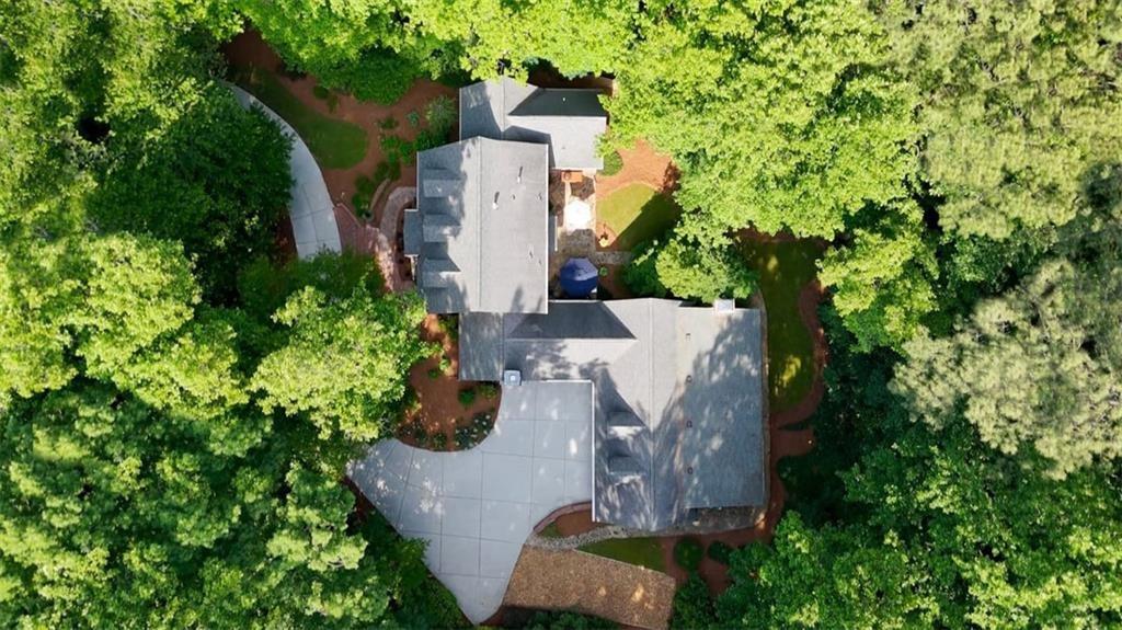 682 Austin Drive SE