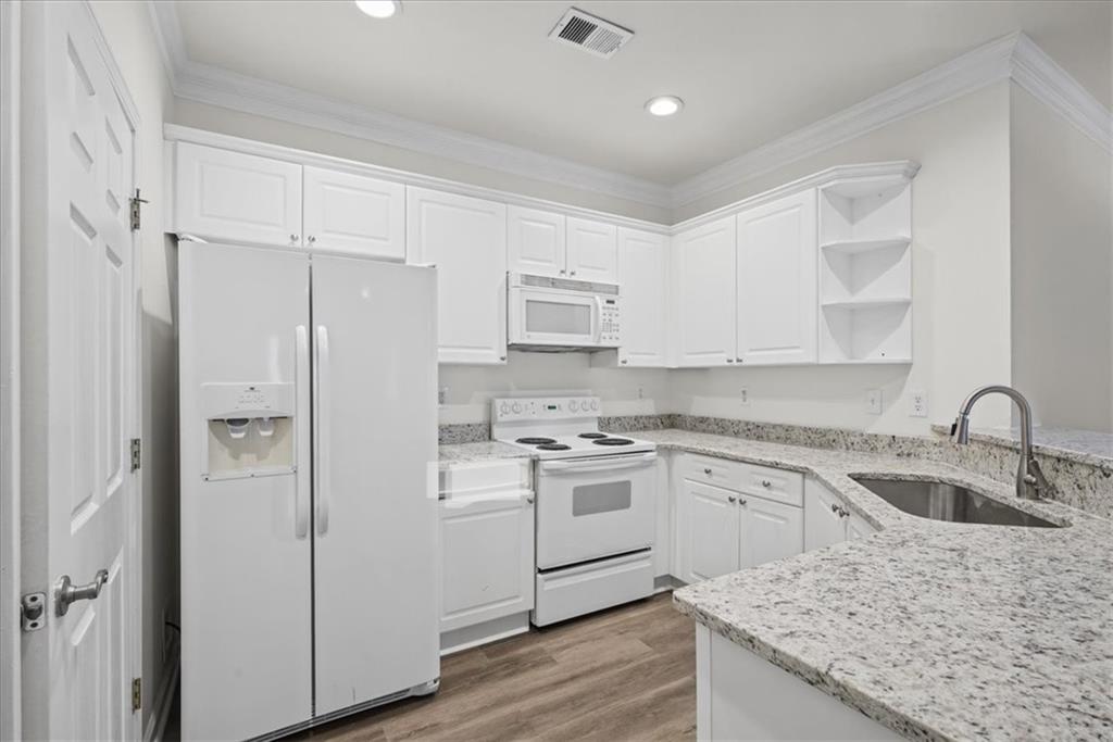 2400 Cumberland Parkway SE Unit 711