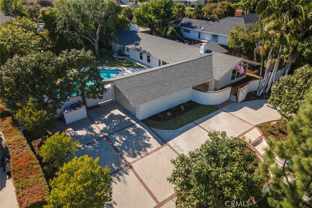 10015 Santa Gertrudes Avenue