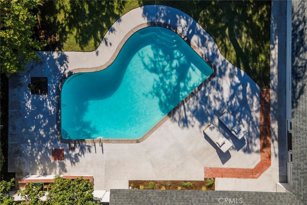 10015 Santa Gertrudes Avenue