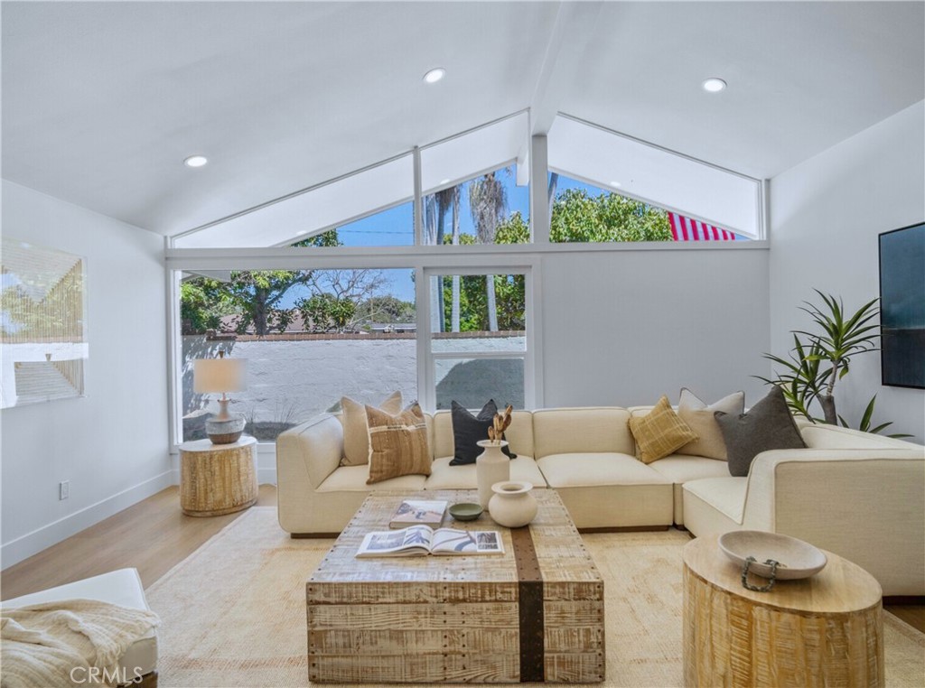 10015 Santa Gertrudes Avenue