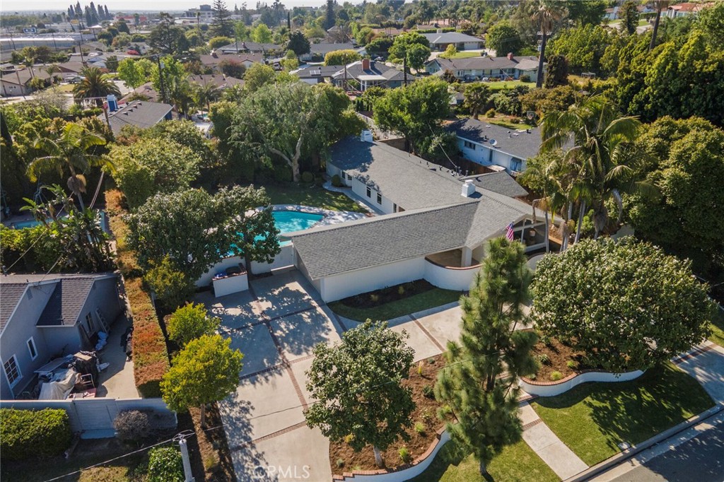 10015 Santa Gertrudes Avenue