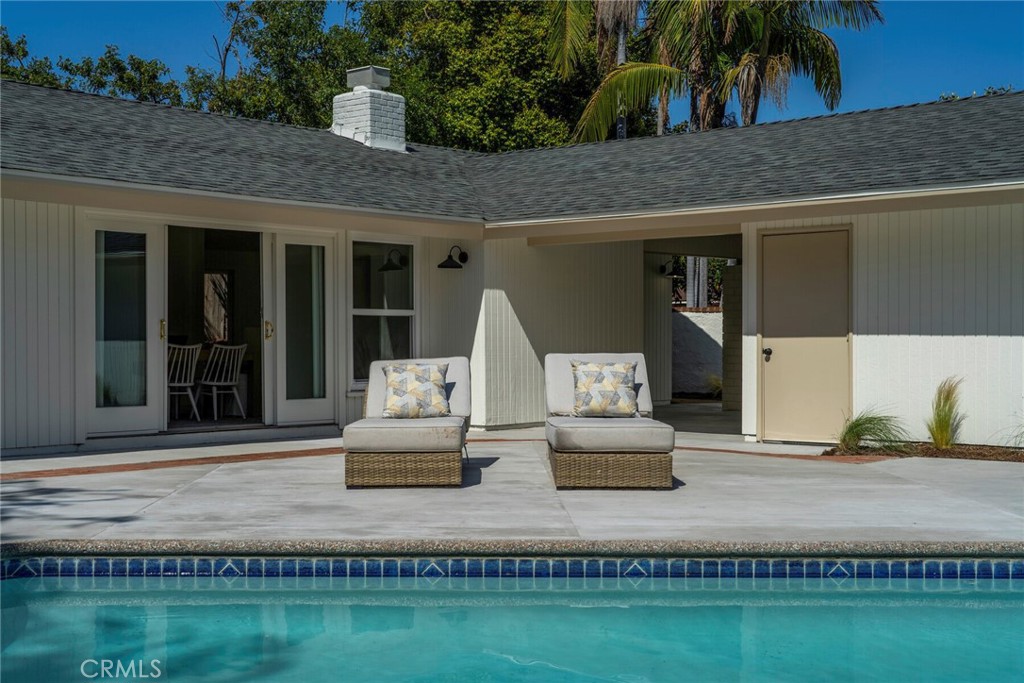 10015 Santa Gertrudes Avenue