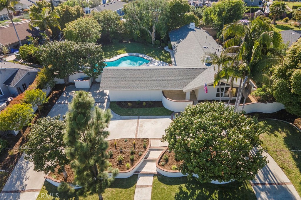 10015 Santa Gertrudes Avenue