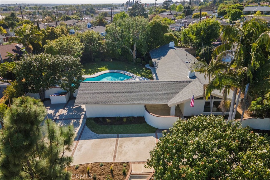 10015 Santa Gertrudes Avenue