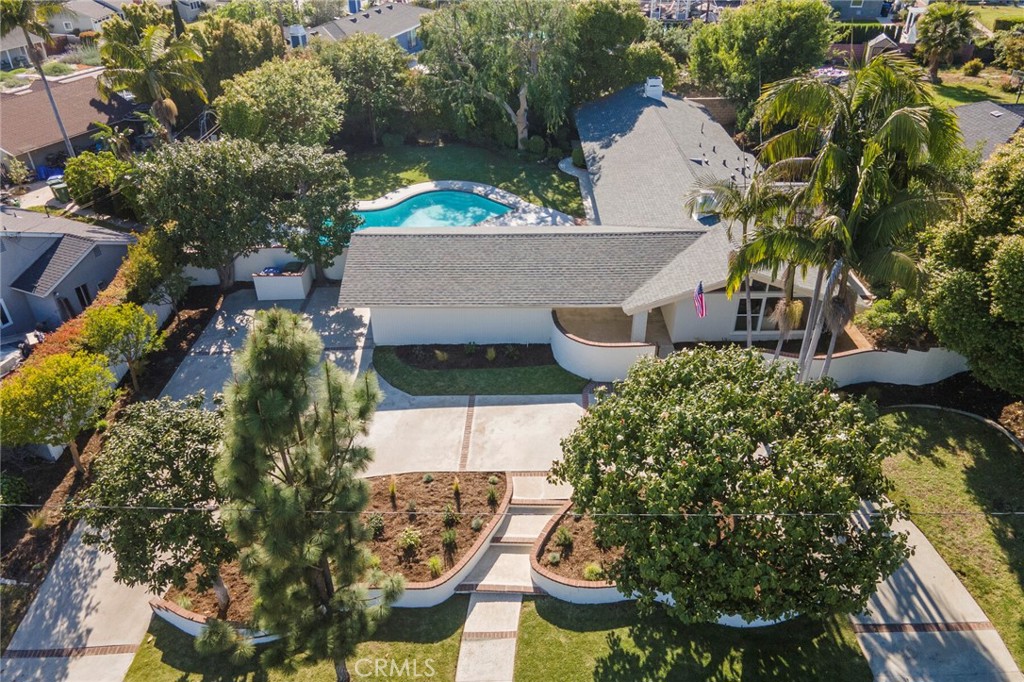 10015 Santa Gertrudes Avenue