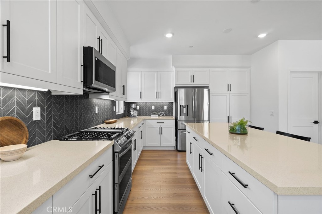 10319 Triple Crown Lane