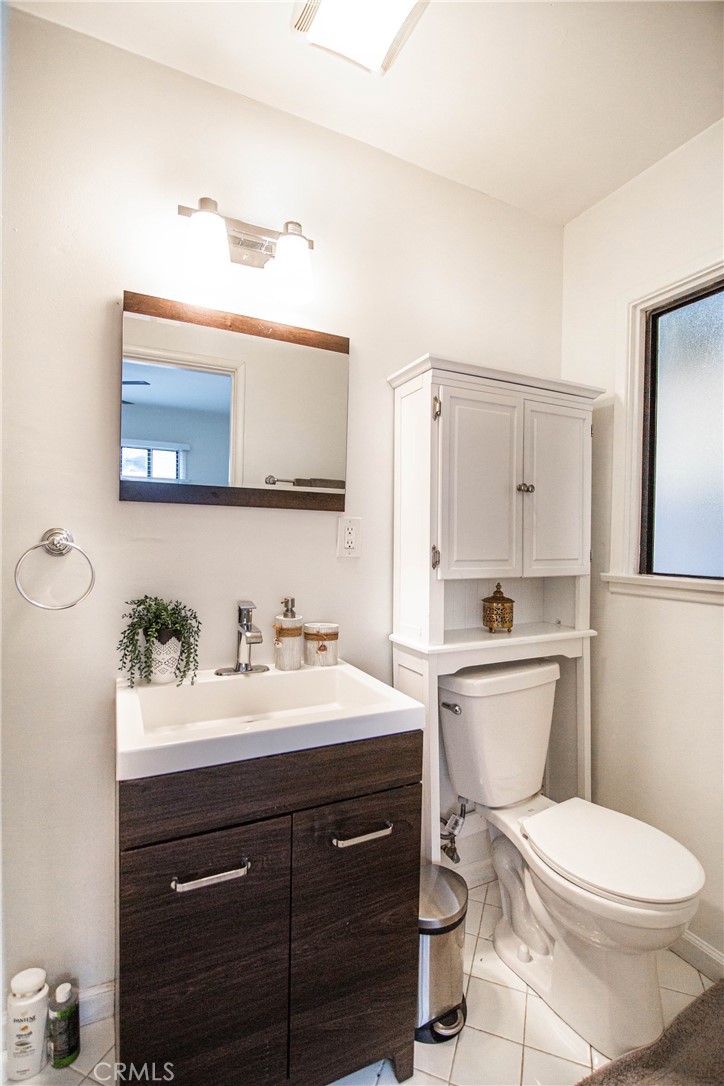 626 Eucalyptus Drive 1/2