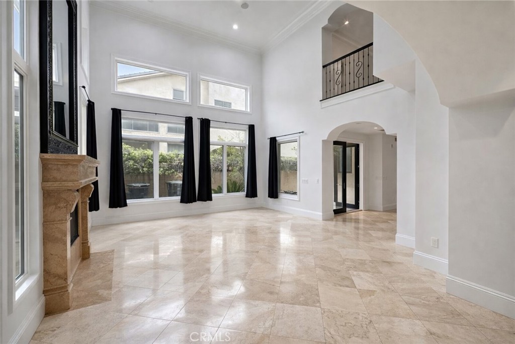 258 Santa Isabel Avenue