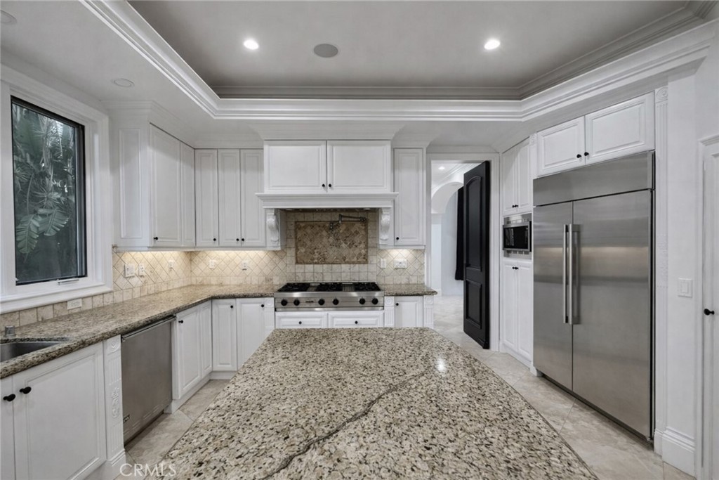 258 Santa Isabel Avenue