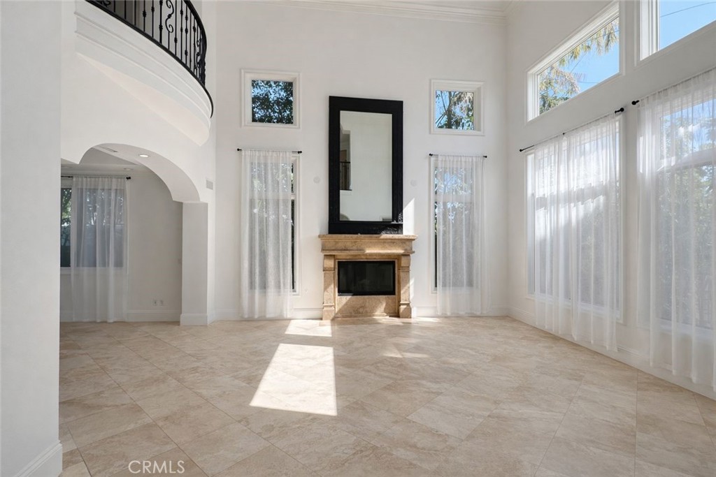 258 Santa Isabel Avenue