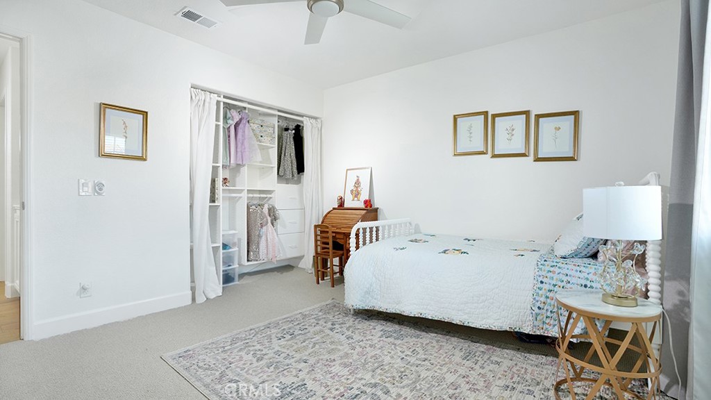 24 Santa Monica