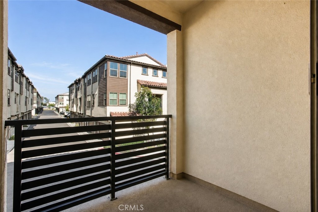 10305 Triple Crown Lane