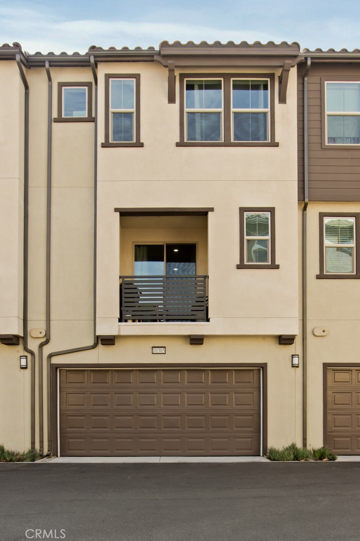10305 Triple Crown Lane