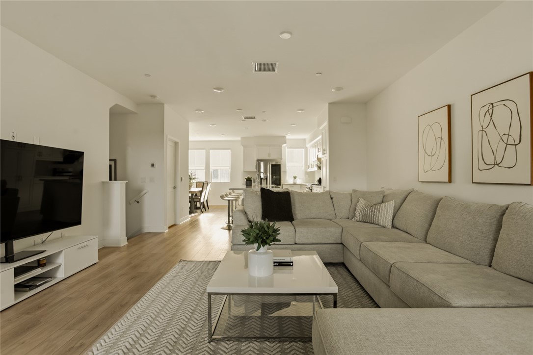 10942 Champions Lane
