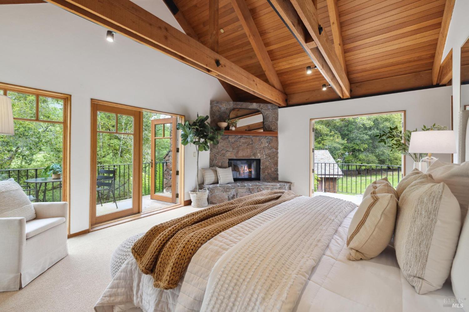 380 San Geronimo Valley Dr