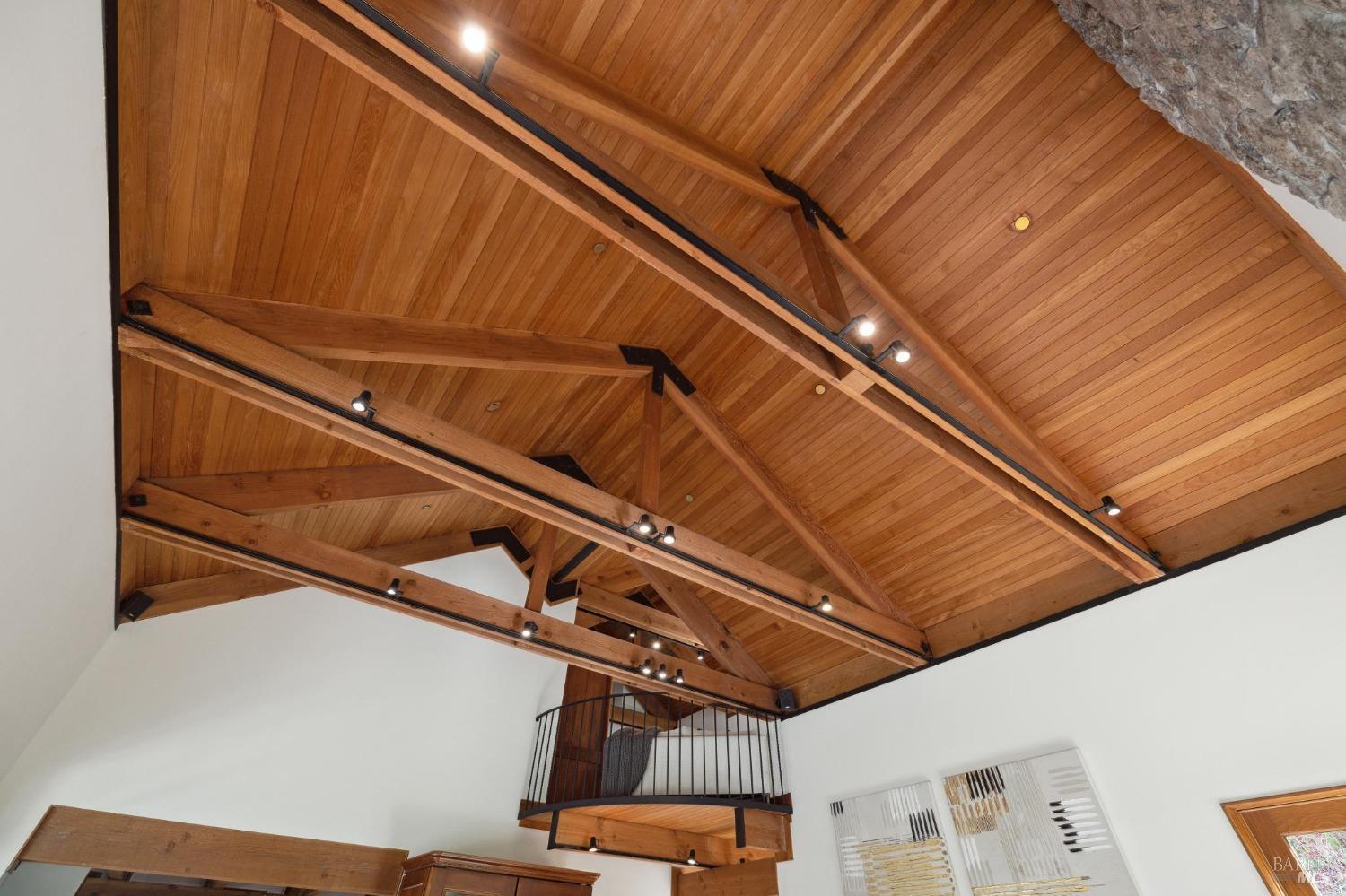 380 San Geronimo Valley Dr