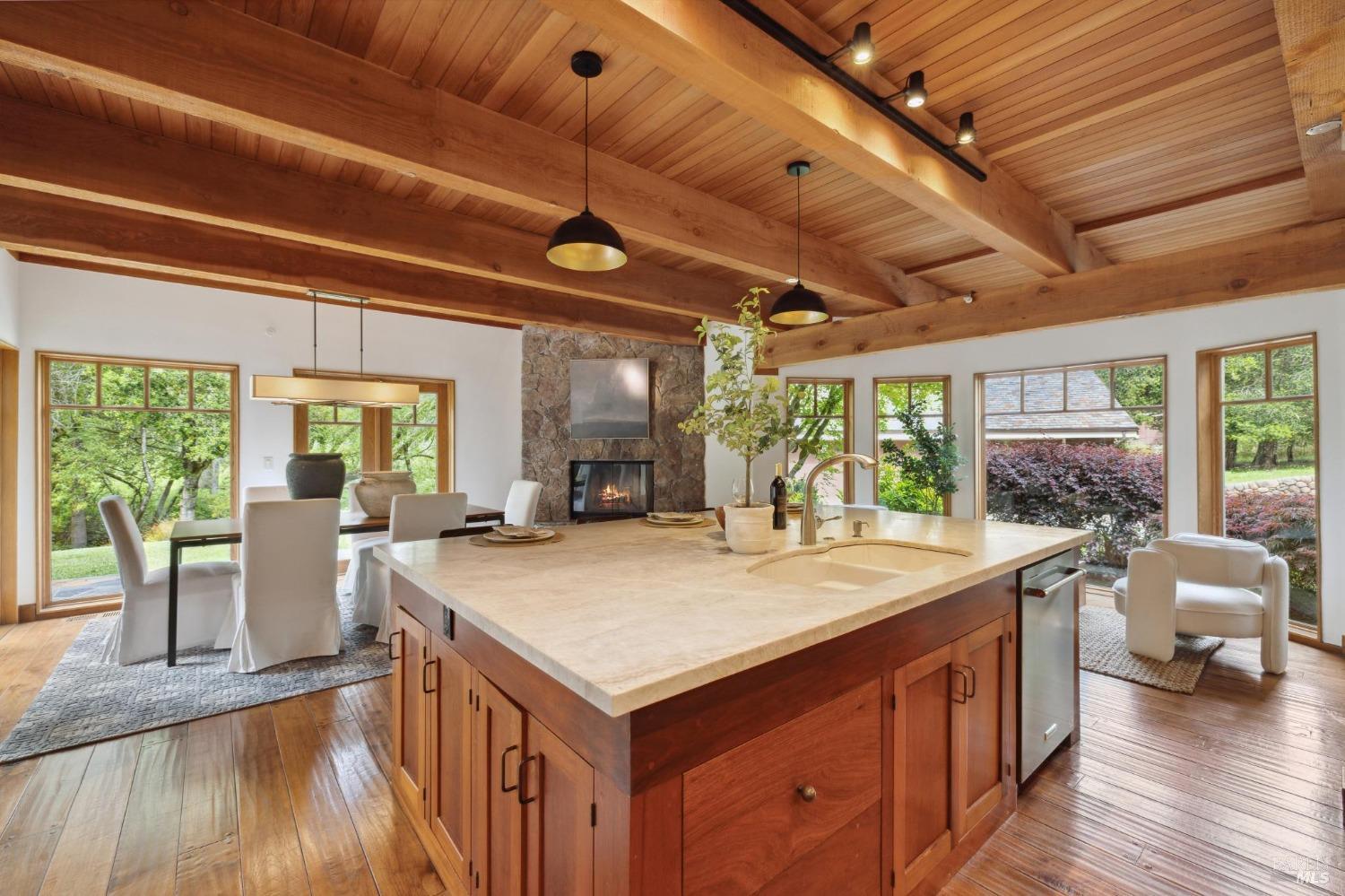 380 San Geronimo Valley Dr