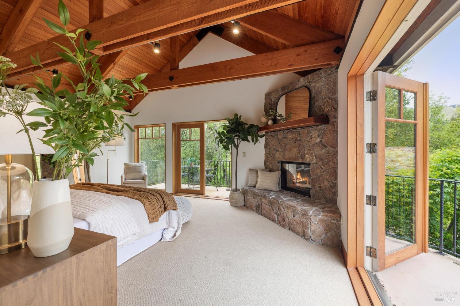 380 San Geronimo Valley Dr