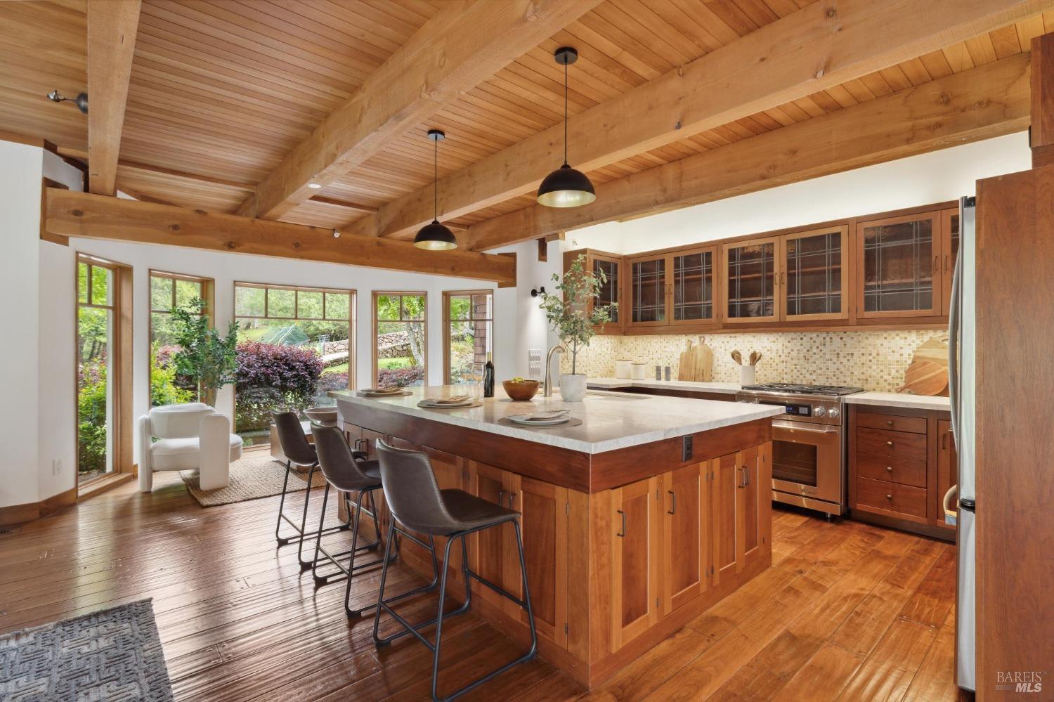 380 San Geronimo Valley Dr