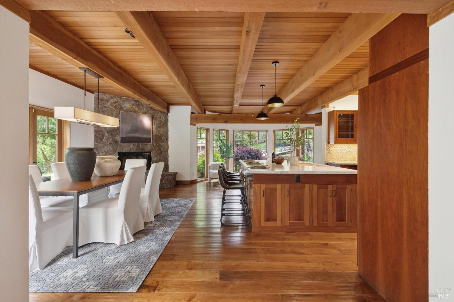 380 San Geronimo Valley Dr