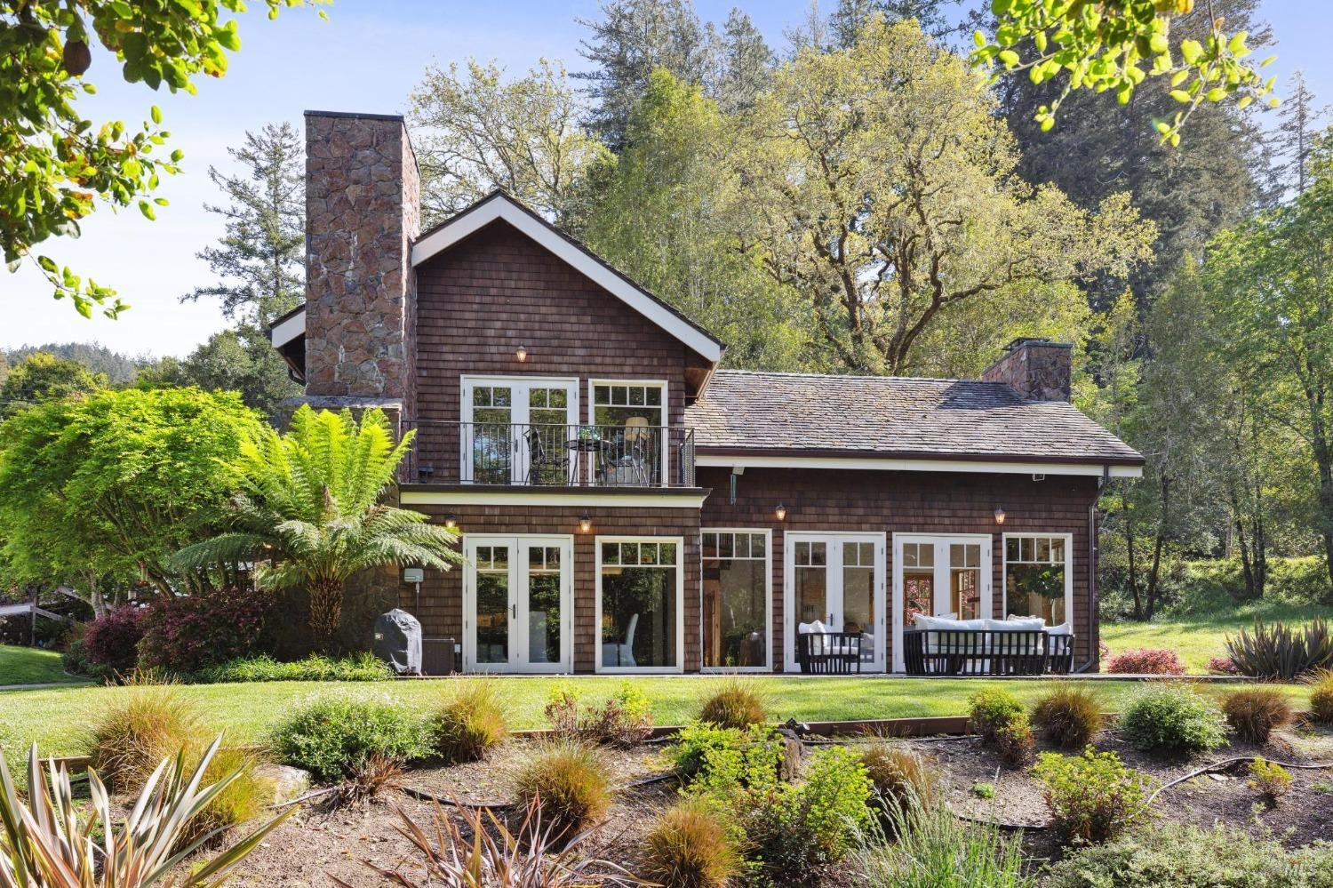 380 San Geronimo Valley Dr