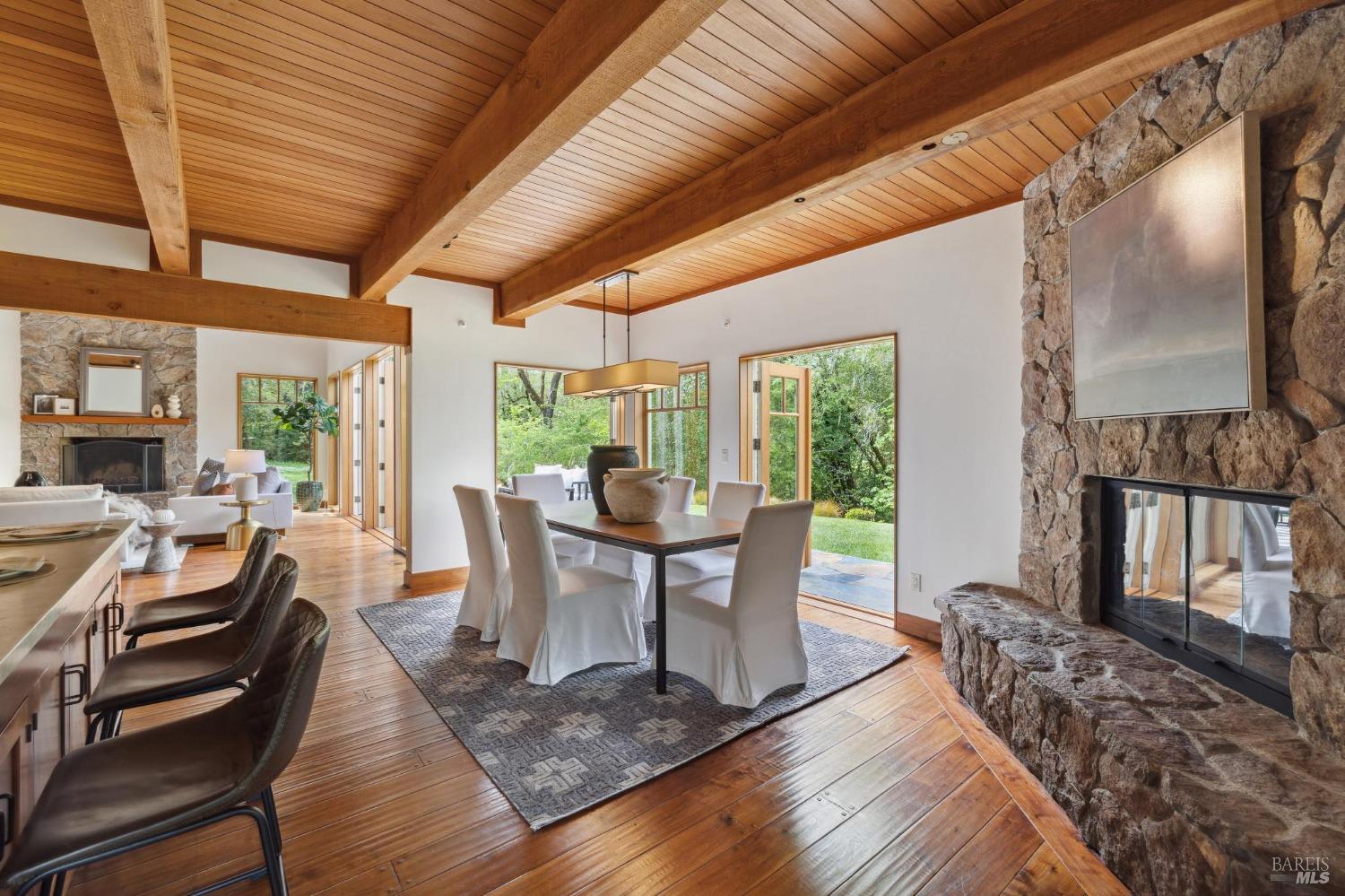 380 San Geronimo Valley Dr