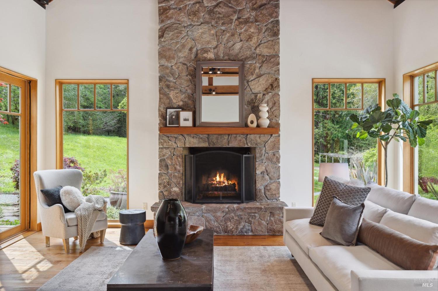 380 San Geronimo Valley Dr