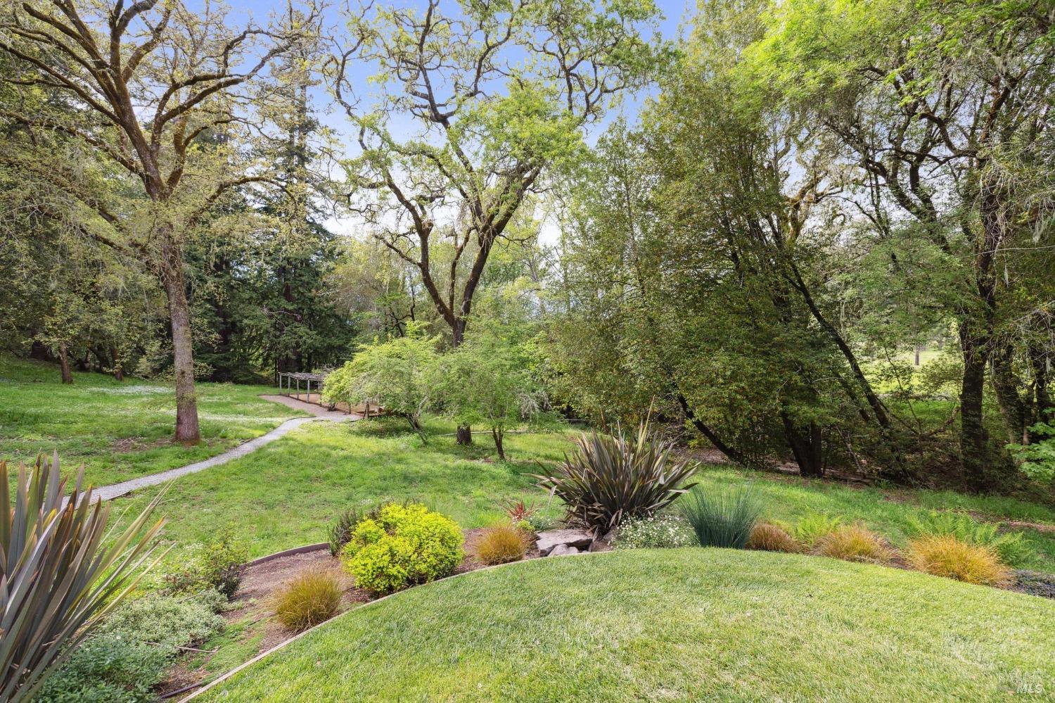 380 San Geronimo Valley Dr