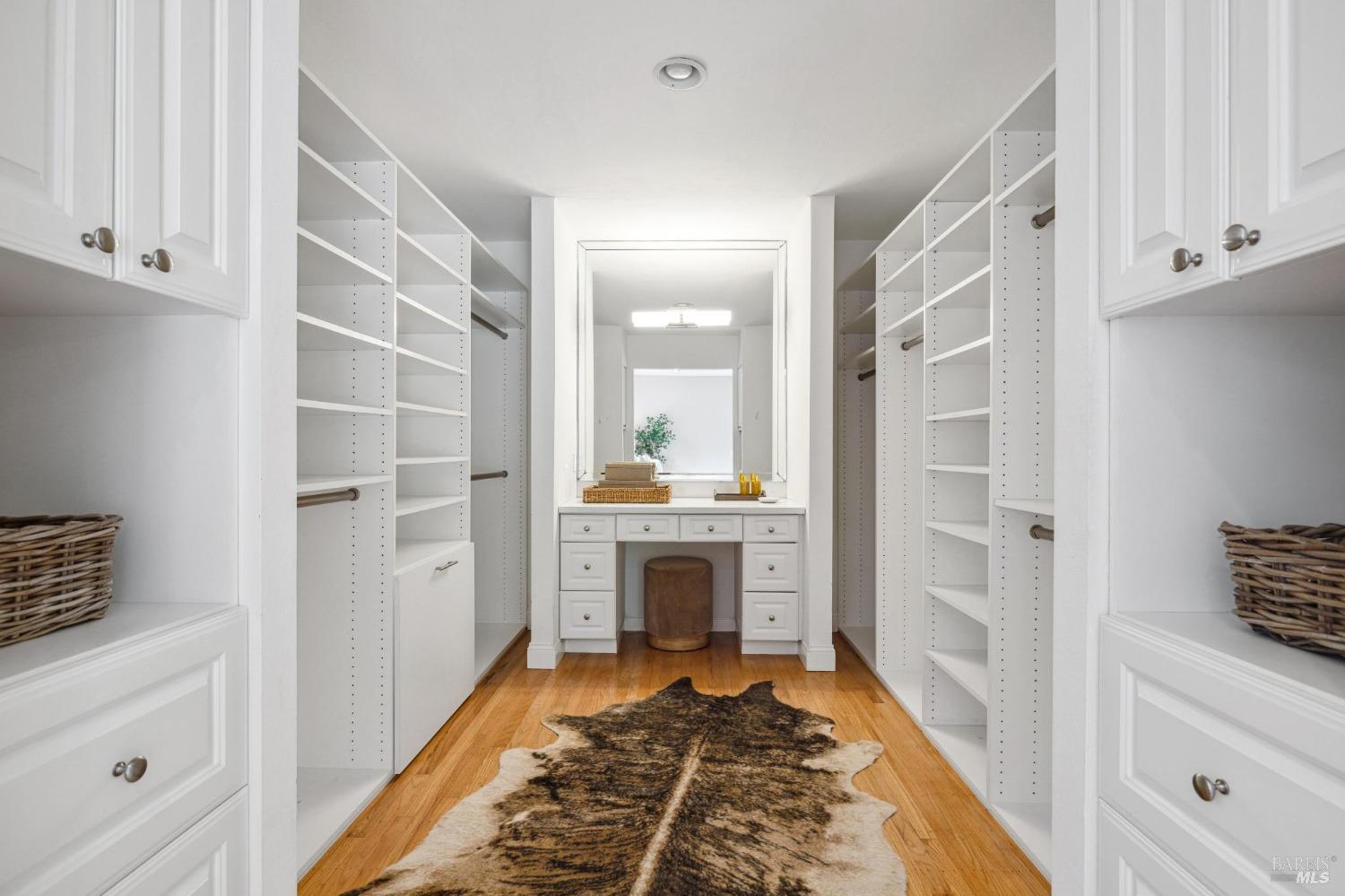 327 Mountain View Ave