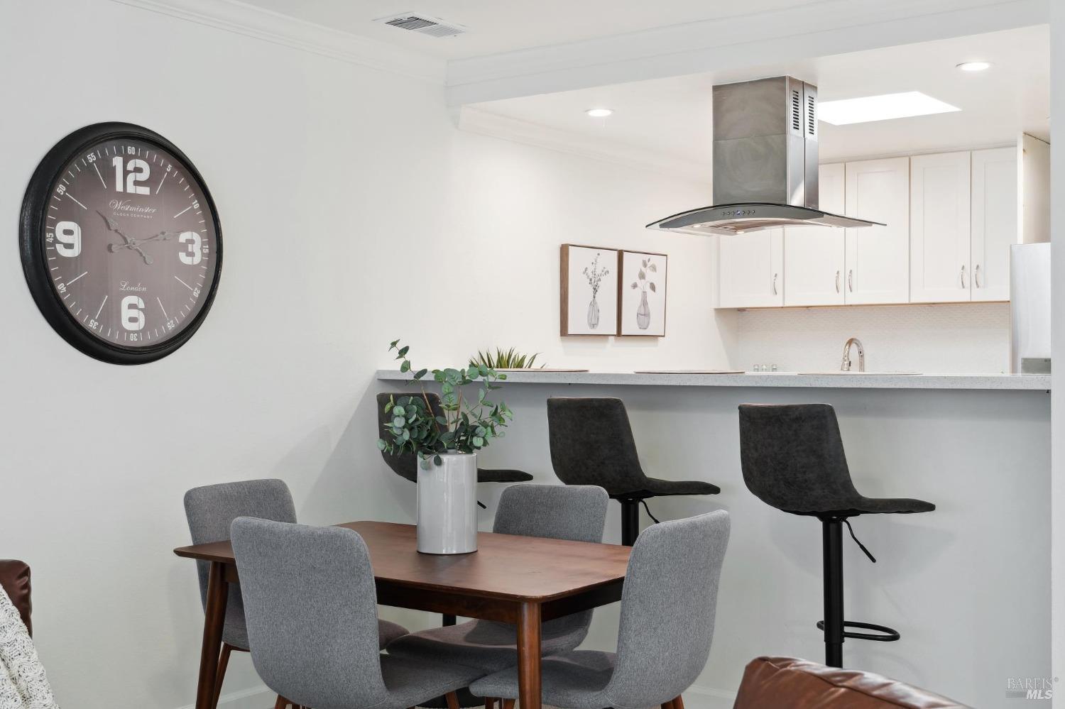 864 Tamalpais Ave #E