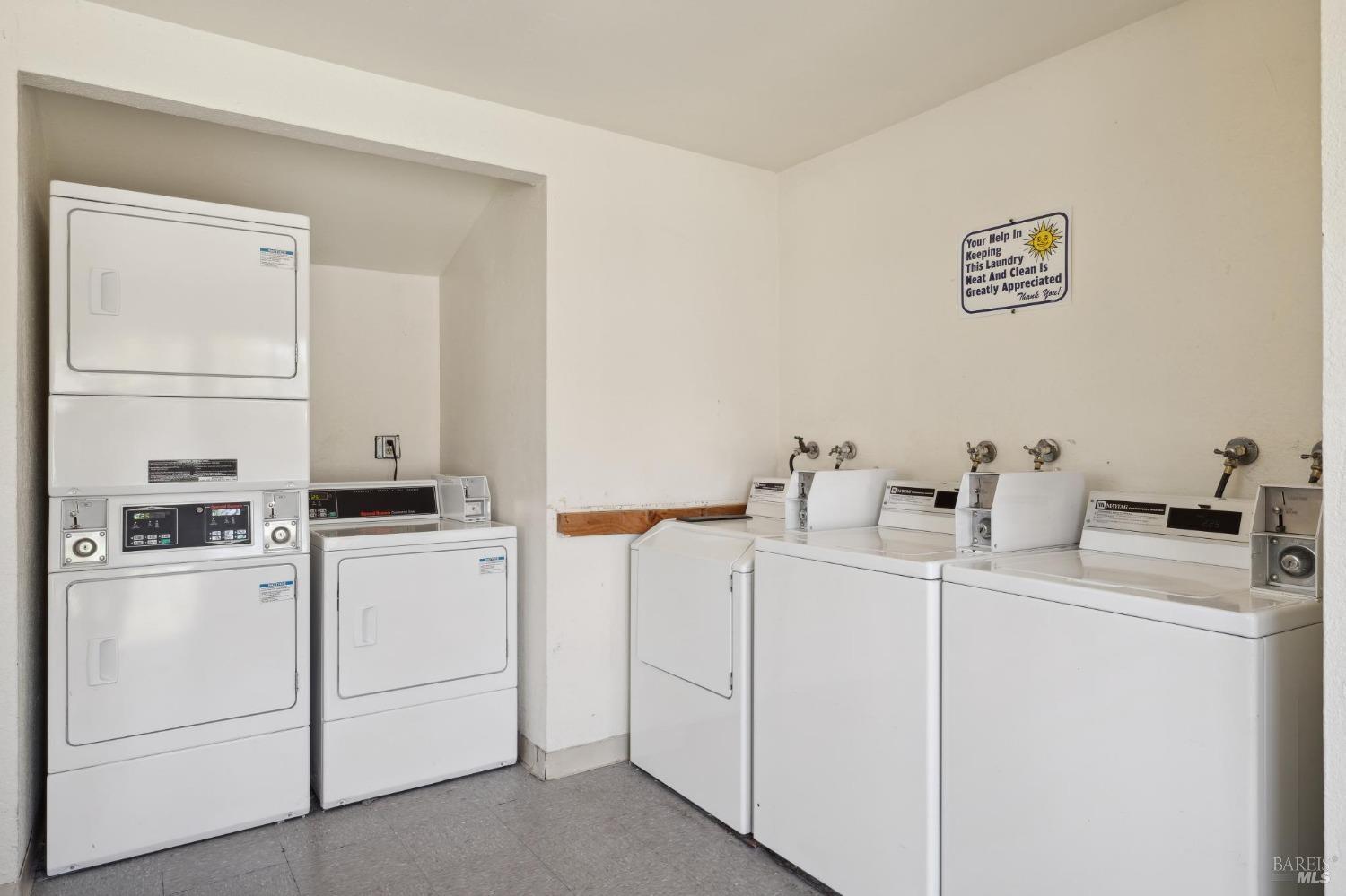 864 Tamalpais Ave #E