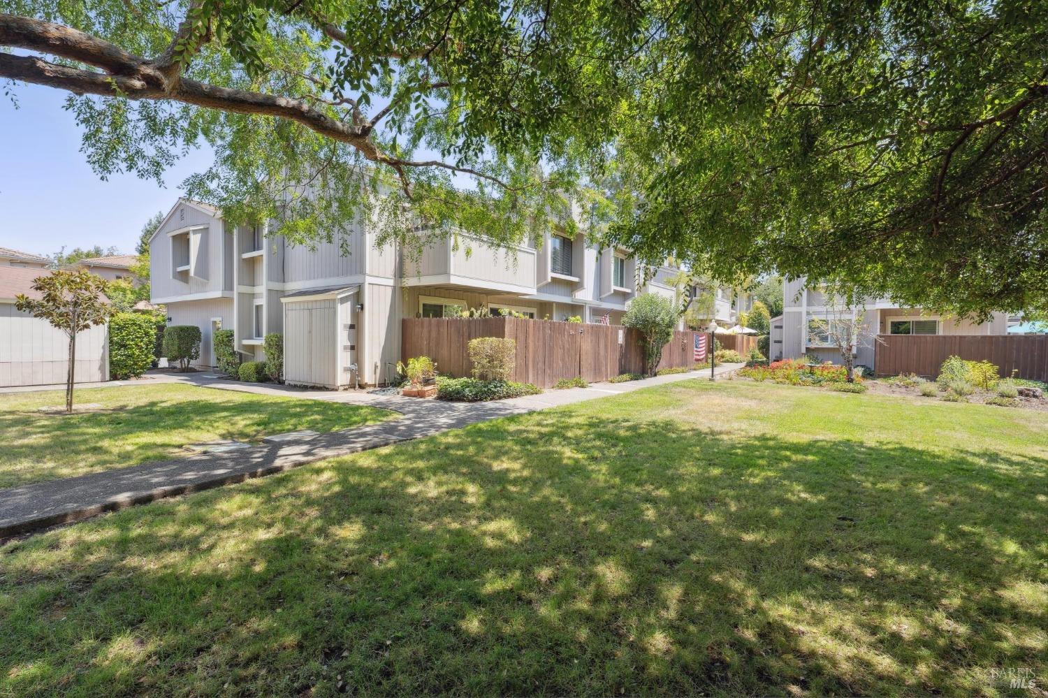 864 Tamalpais Ave #E