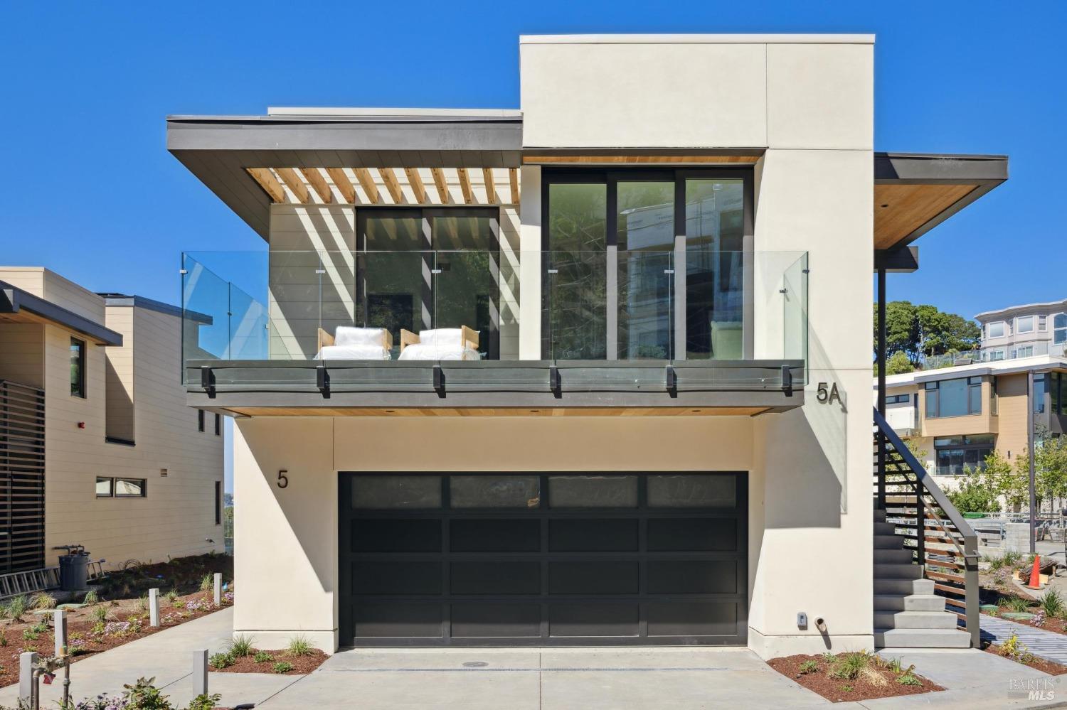 3 oak shore Dr