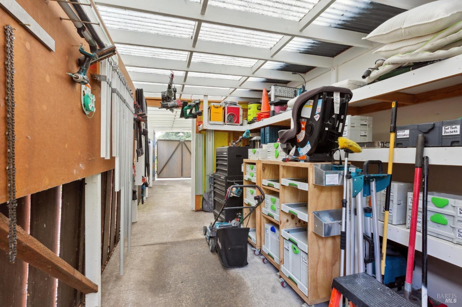 610 Calle De La Mesa