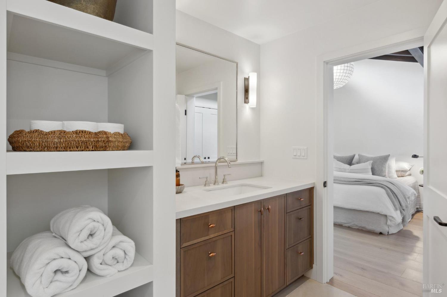 610 Calle De La Mesa