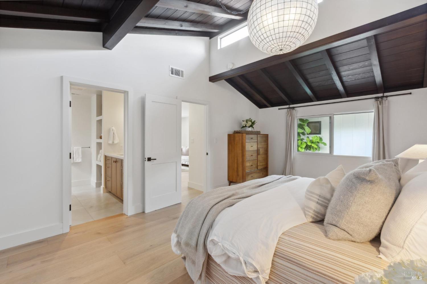 610 Calle De La Mesa