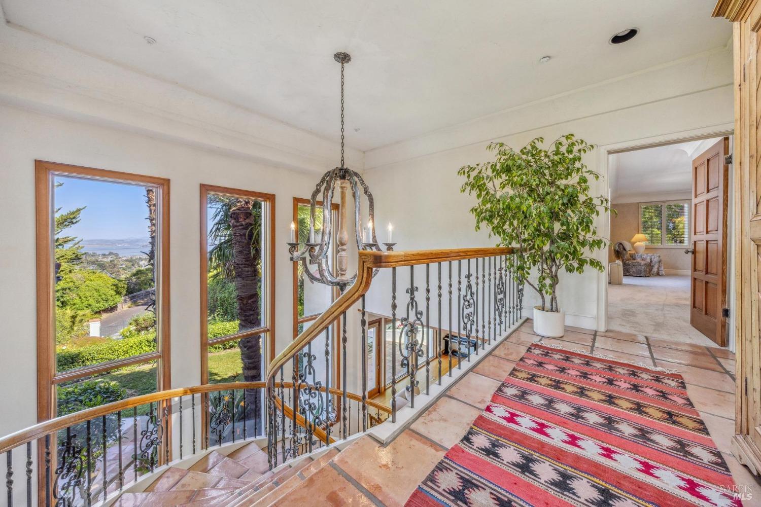 133 Deer Park Ave