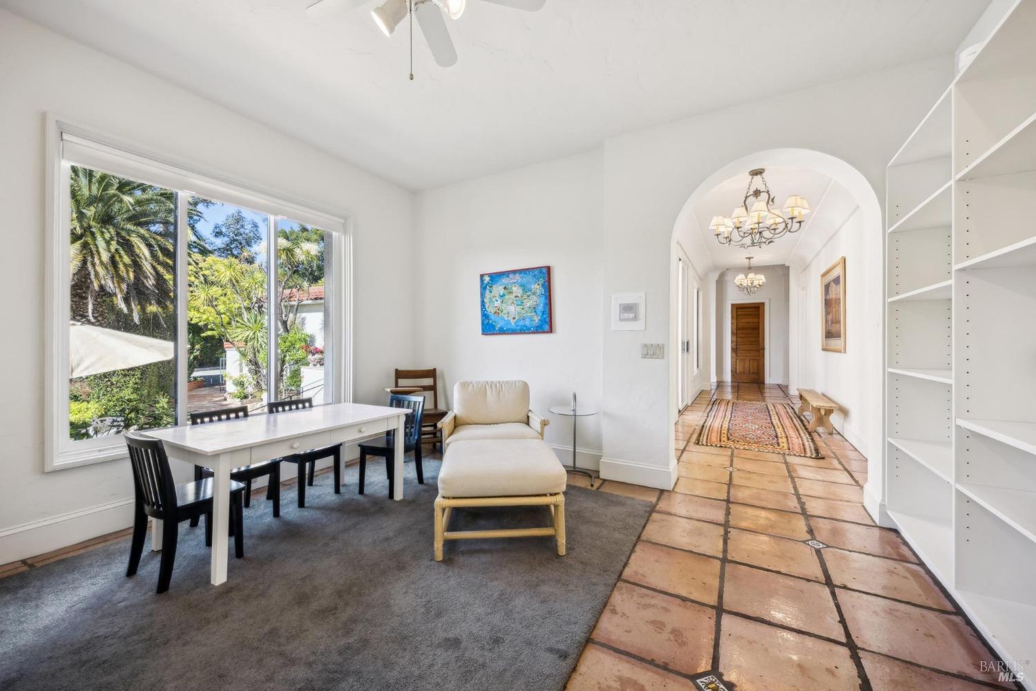 133 Deer Park Ave