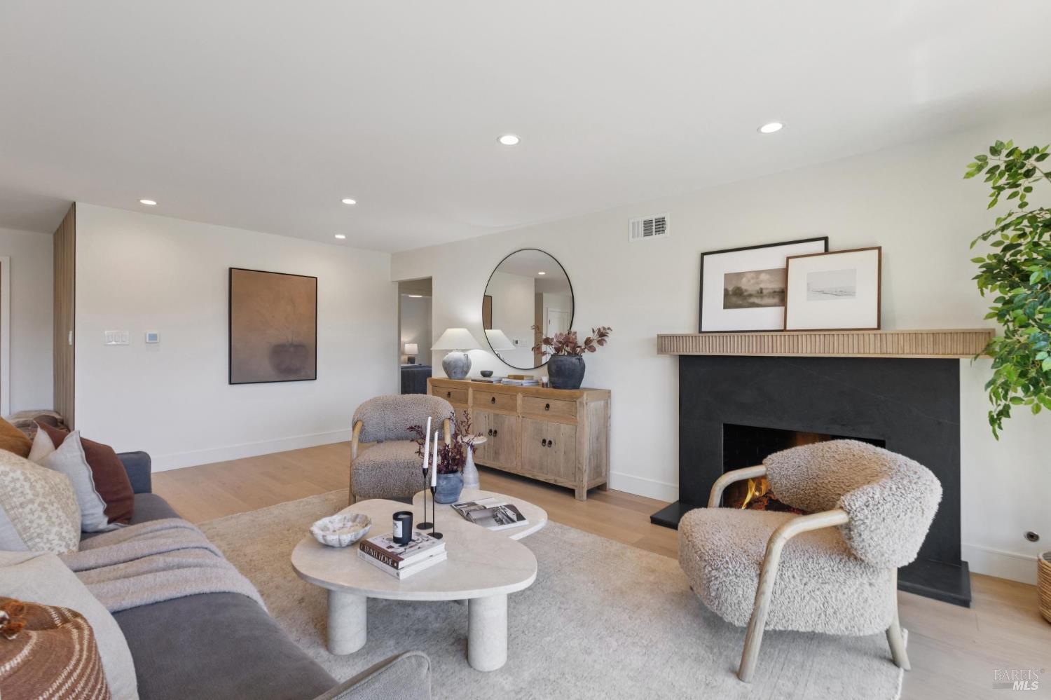 11 Berens Dr