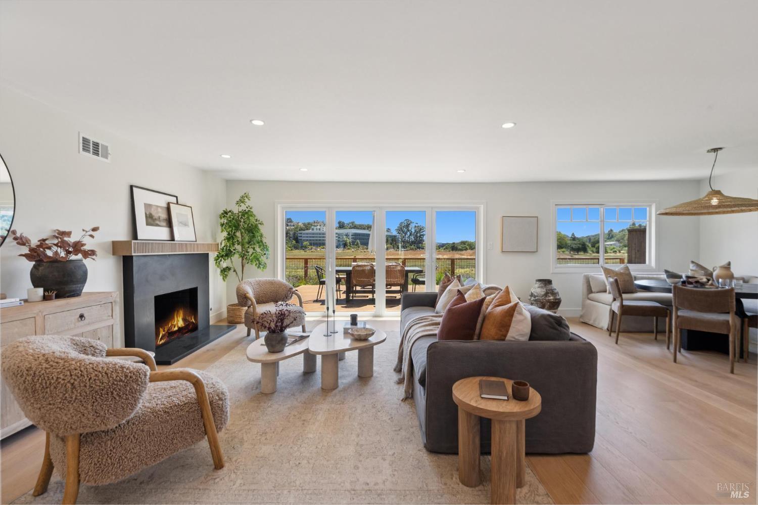 11 Berens Dr