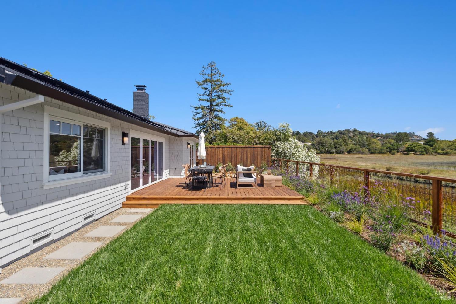 11 Berens Dr