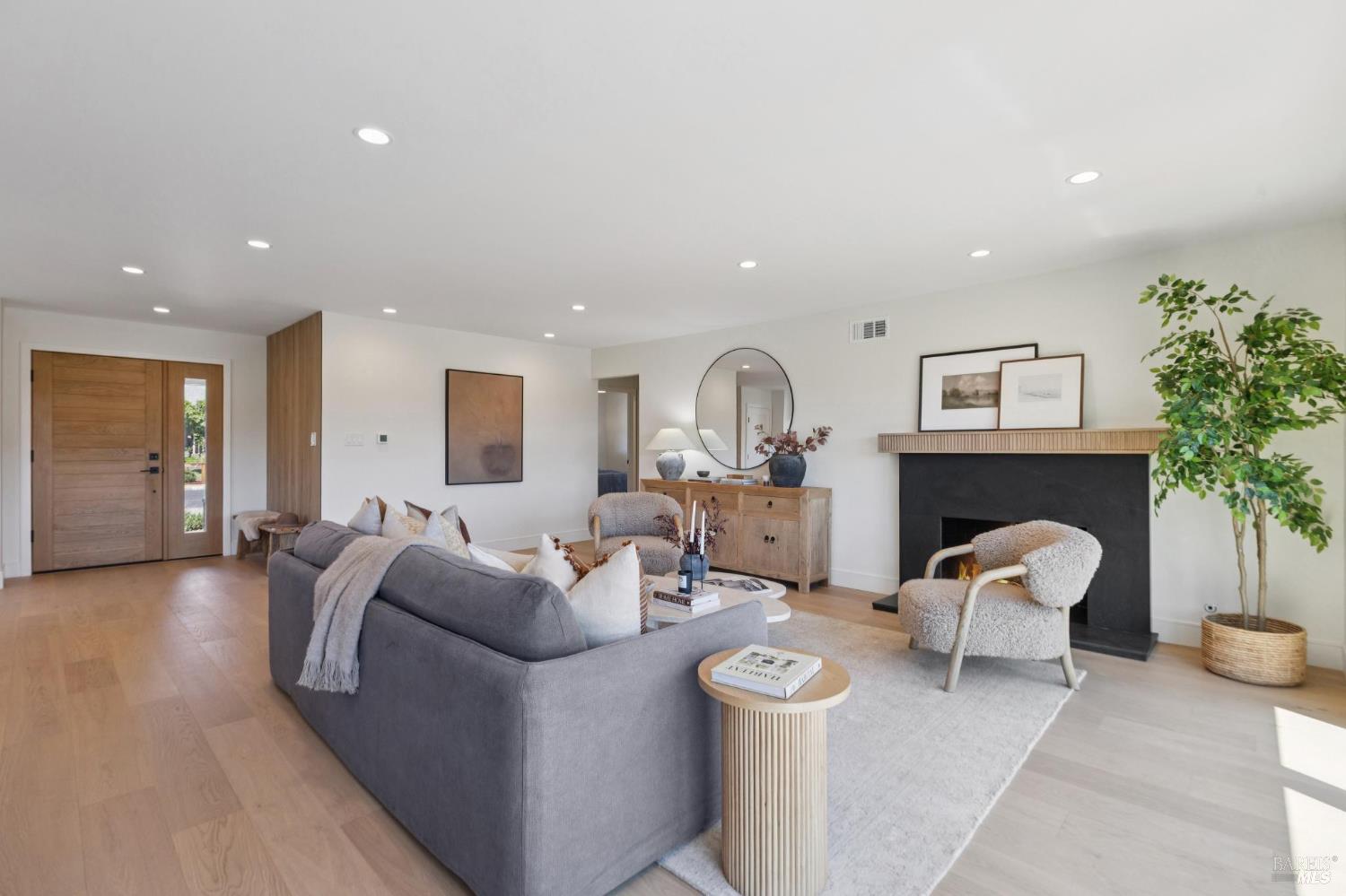 11 Berens Dr