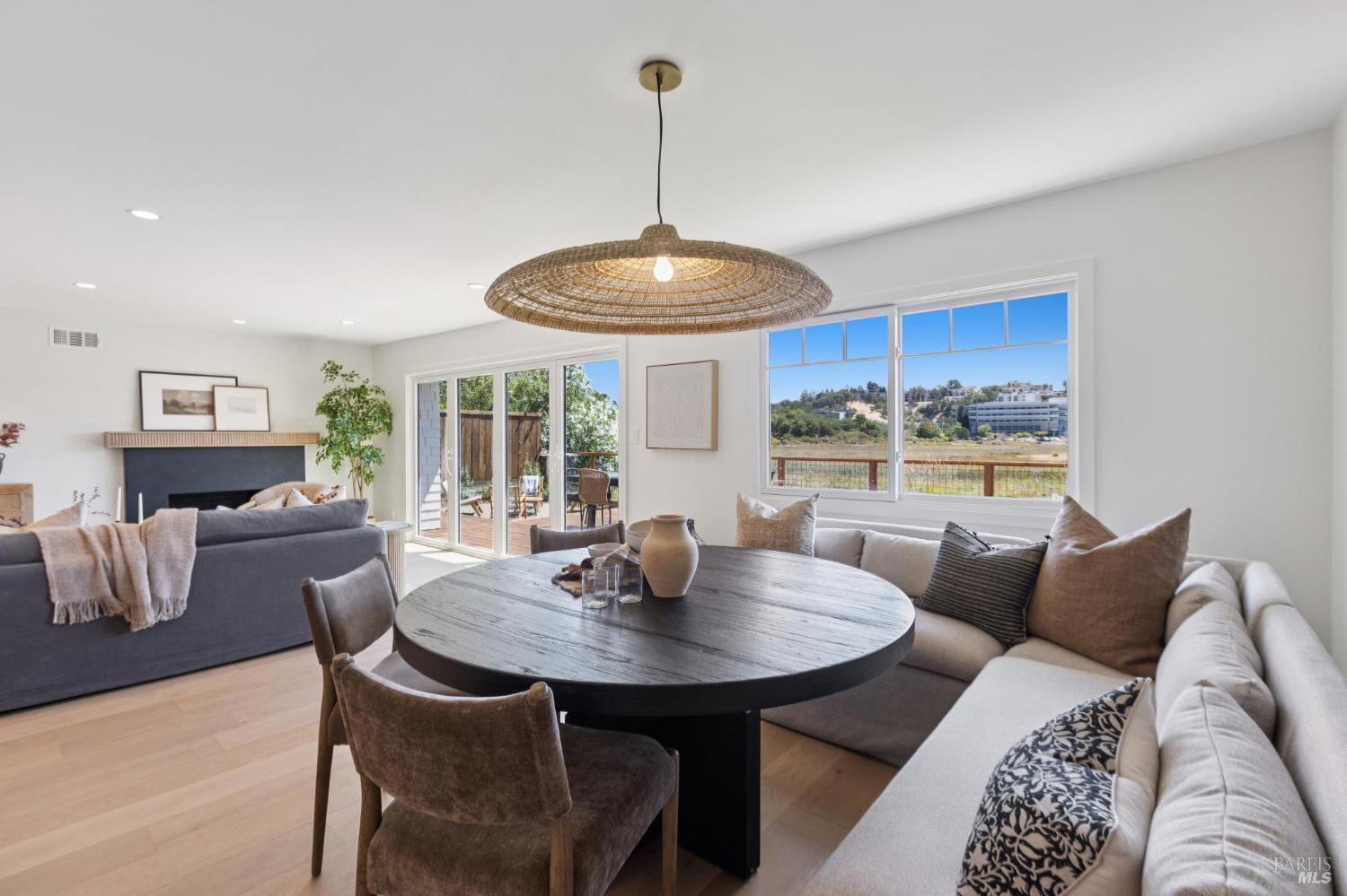 11 Berens Dr