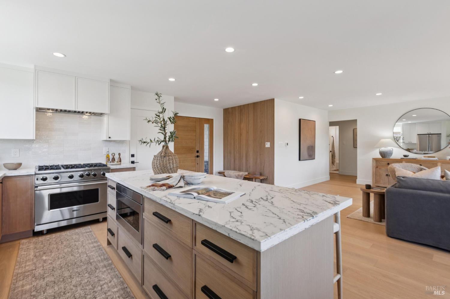 11 Berens Dr