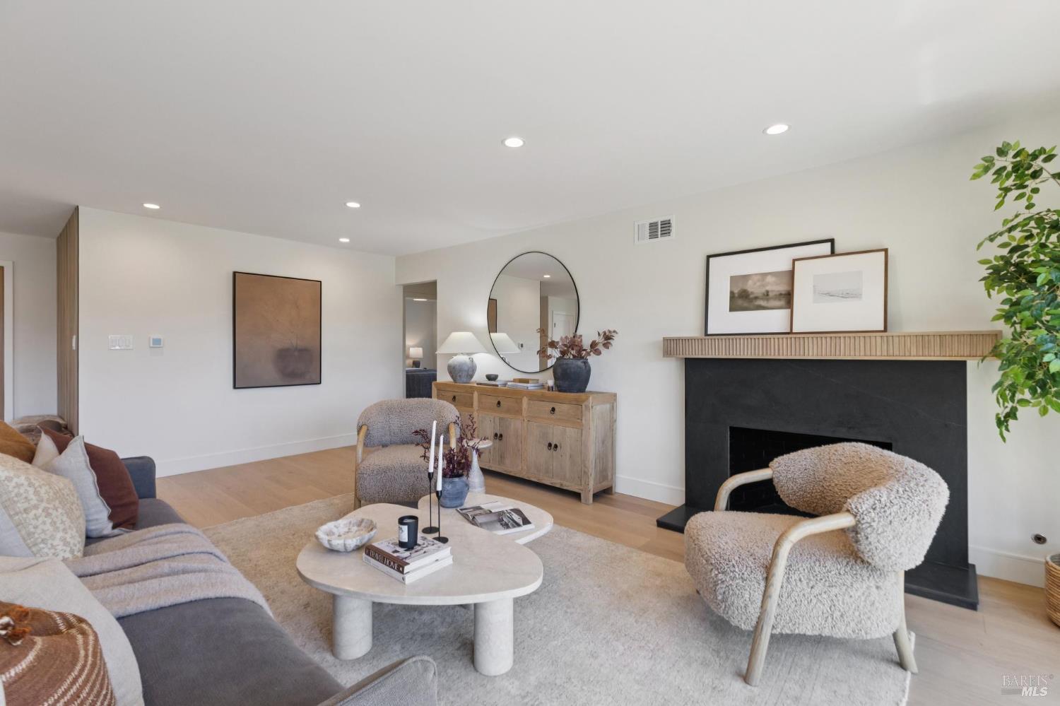11 Berens Dr