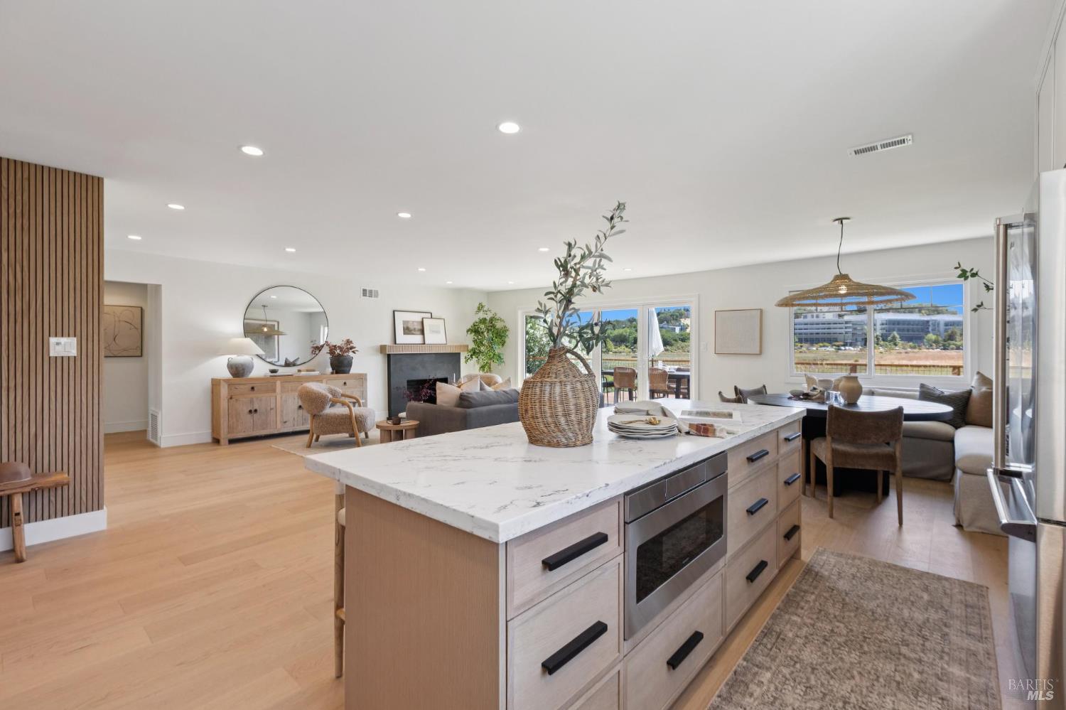 11 Berens Dr