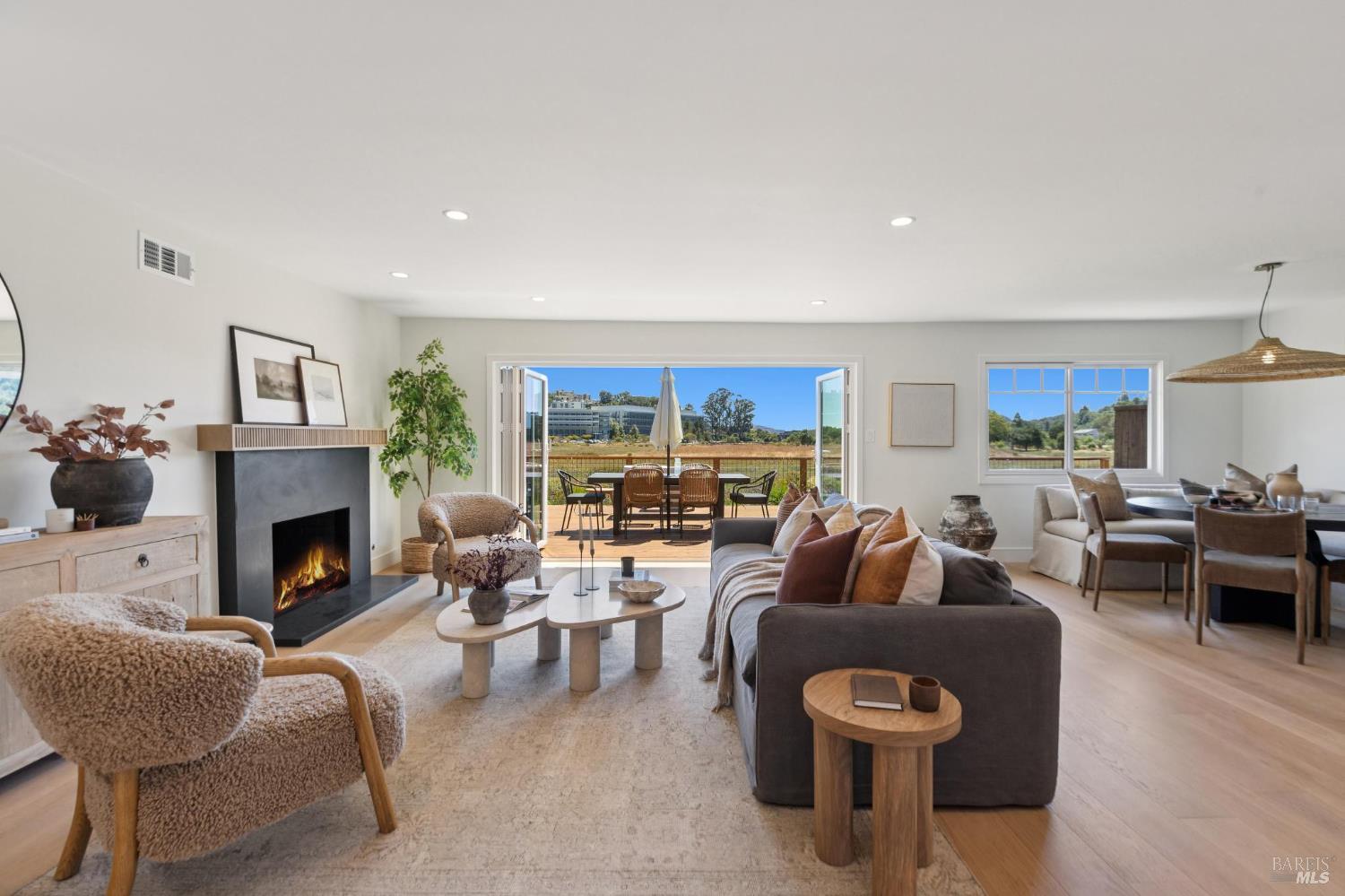 11 Berens Dr