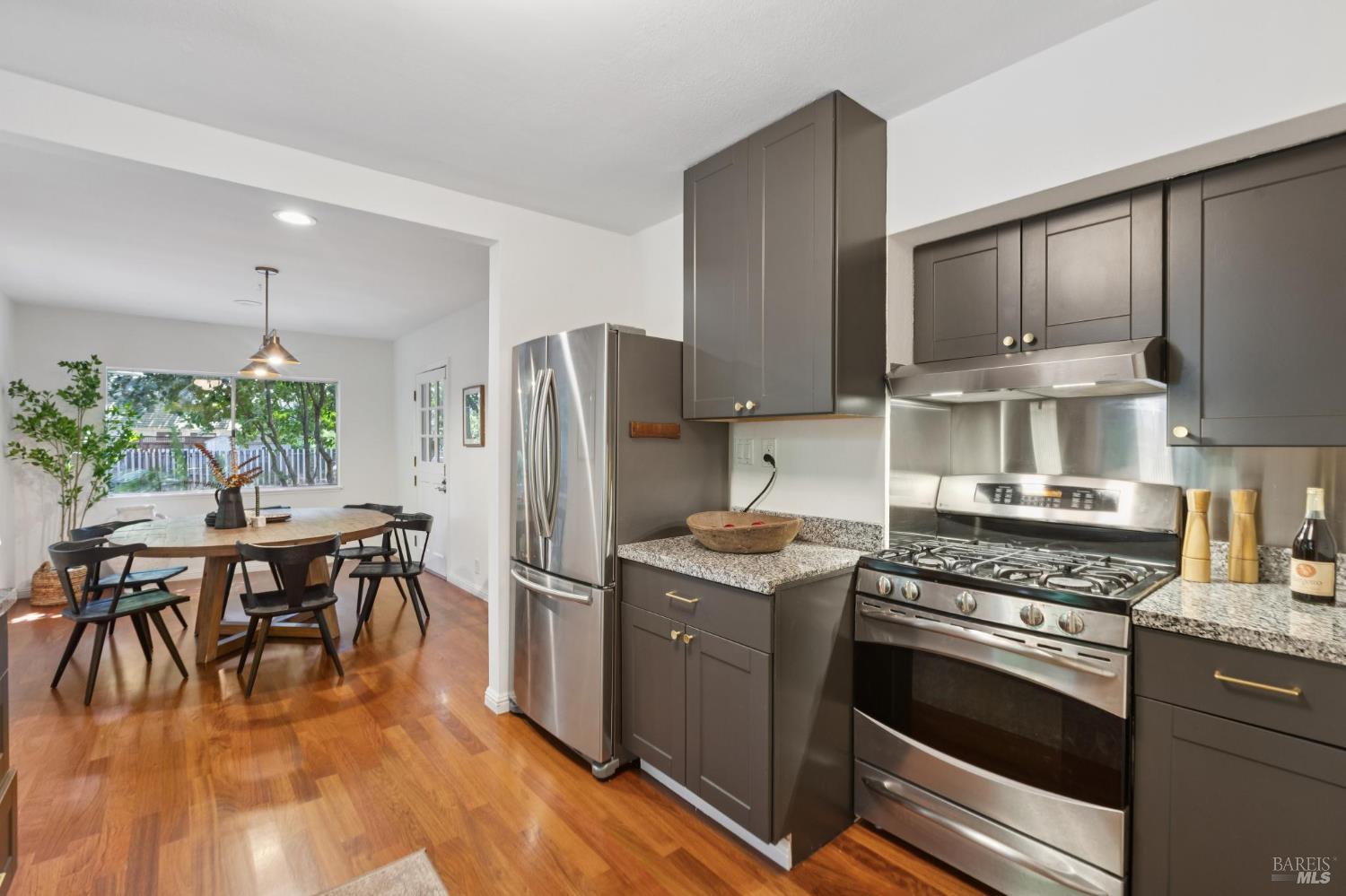 246 Madrone Ave